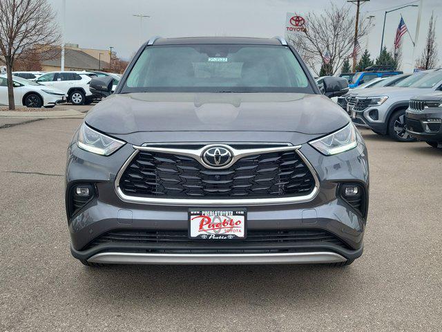 new 2025 Toyota Highlander car, priced at $54,703