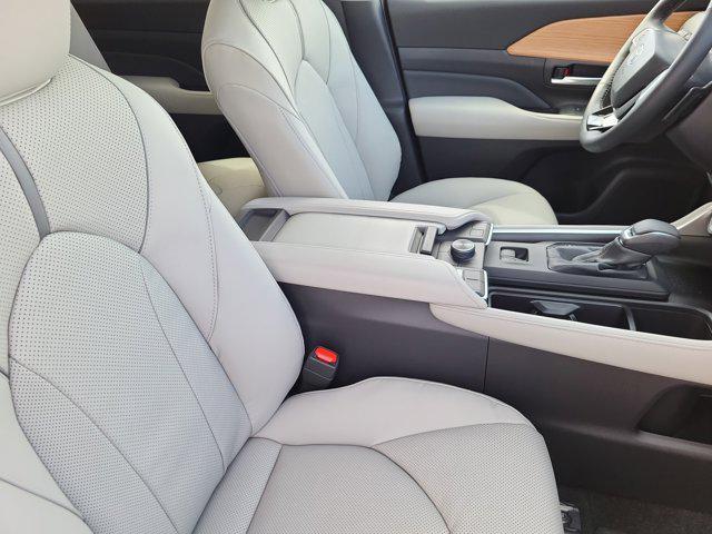 new 2026 Toyota Grand Highlander car, priced at $56,428