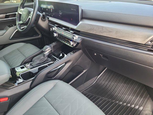 used 2024 Kia Telluride car, priced at $41,977