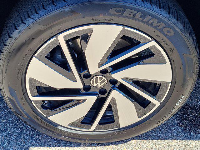 used 2024 Volkswagen Atlas car, priced at $28,477