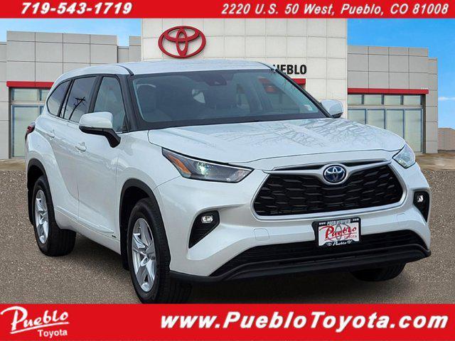used 2023 Toyota Highlander Hybrid car, priced at $37,877