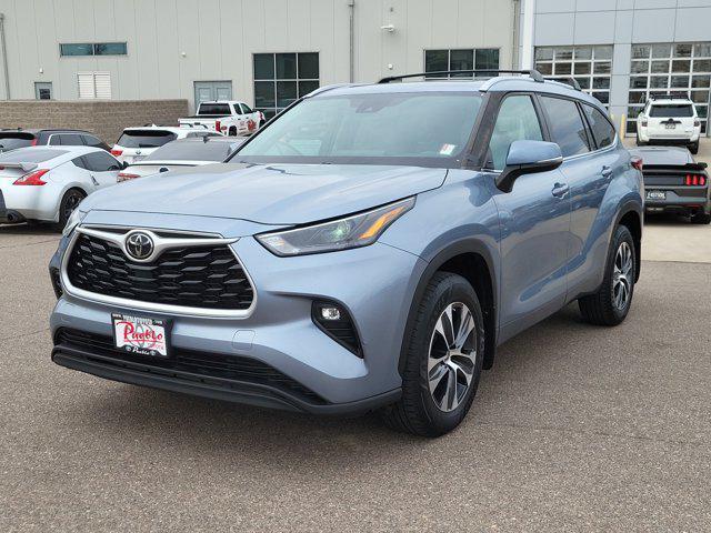 used 2023 Toyota Highlander car, priced at $33,877