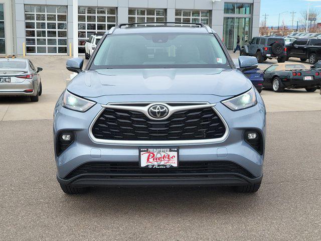 used 2023 Toyota Highlander car, priced at $33,877