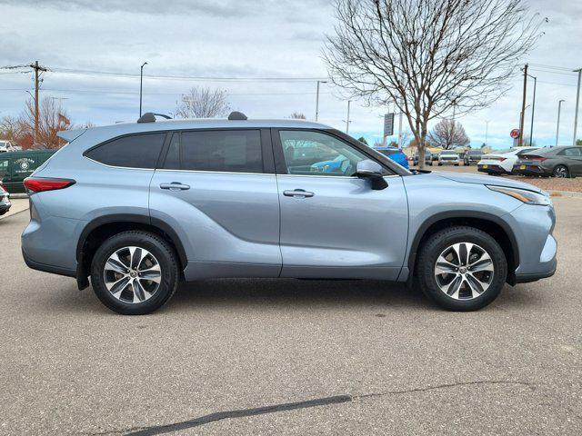 used 2023 Toyota Highlander car, priced at $33,877