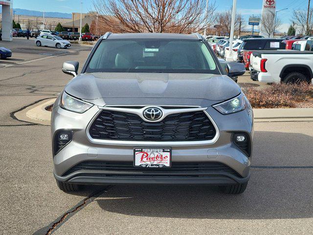new 2025 Toyota Highlander Hybrid car, priced at $49,903
