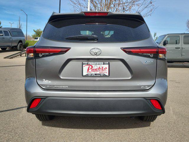 new 2025 Toyota Highlander Hybrid car, priced at $49,903