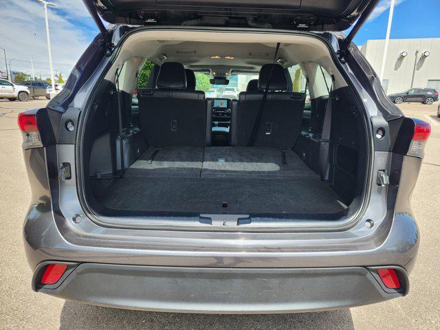 used 2024 Toyota Highlander car, priced at $42,277