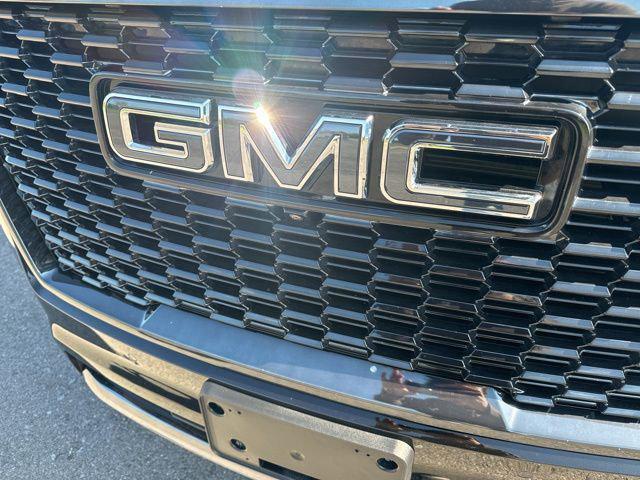 used 2023 GMC Yukon car, priced at $80,980