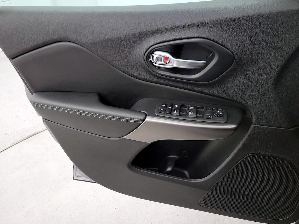 used 2021 Jeep Cherokee car, priced at $23,998