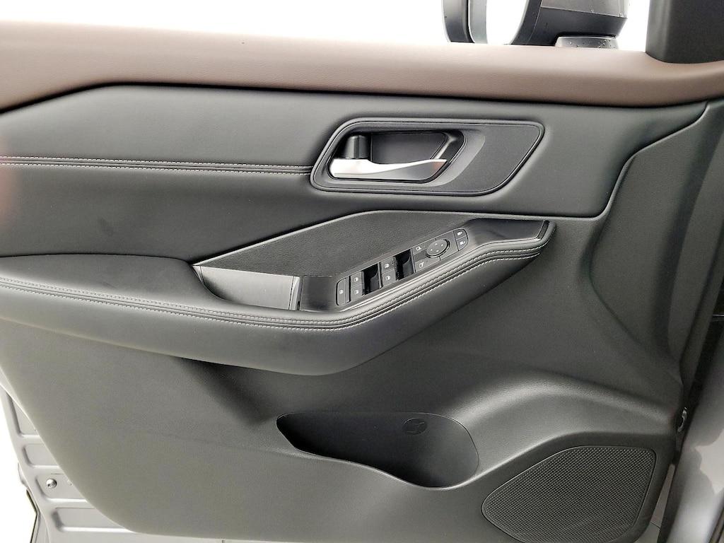 used 2023 Nissan Rogue car, priced at $27,998