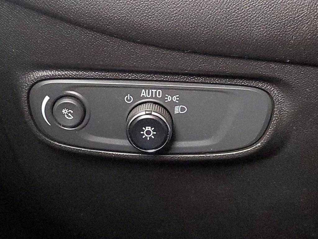 used 2022 Chevrolet Equinox car, priced at $20,998