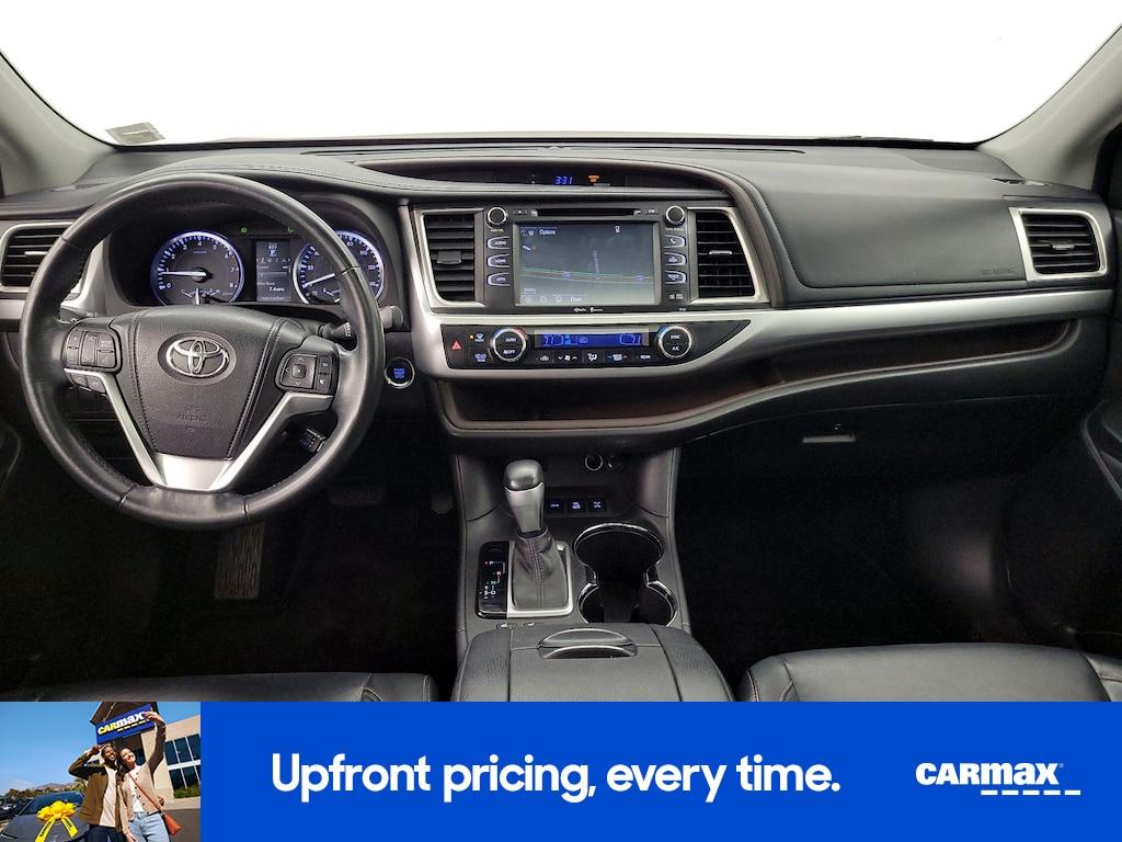 used 2015 Toyota Highlander car, priced at $20,998