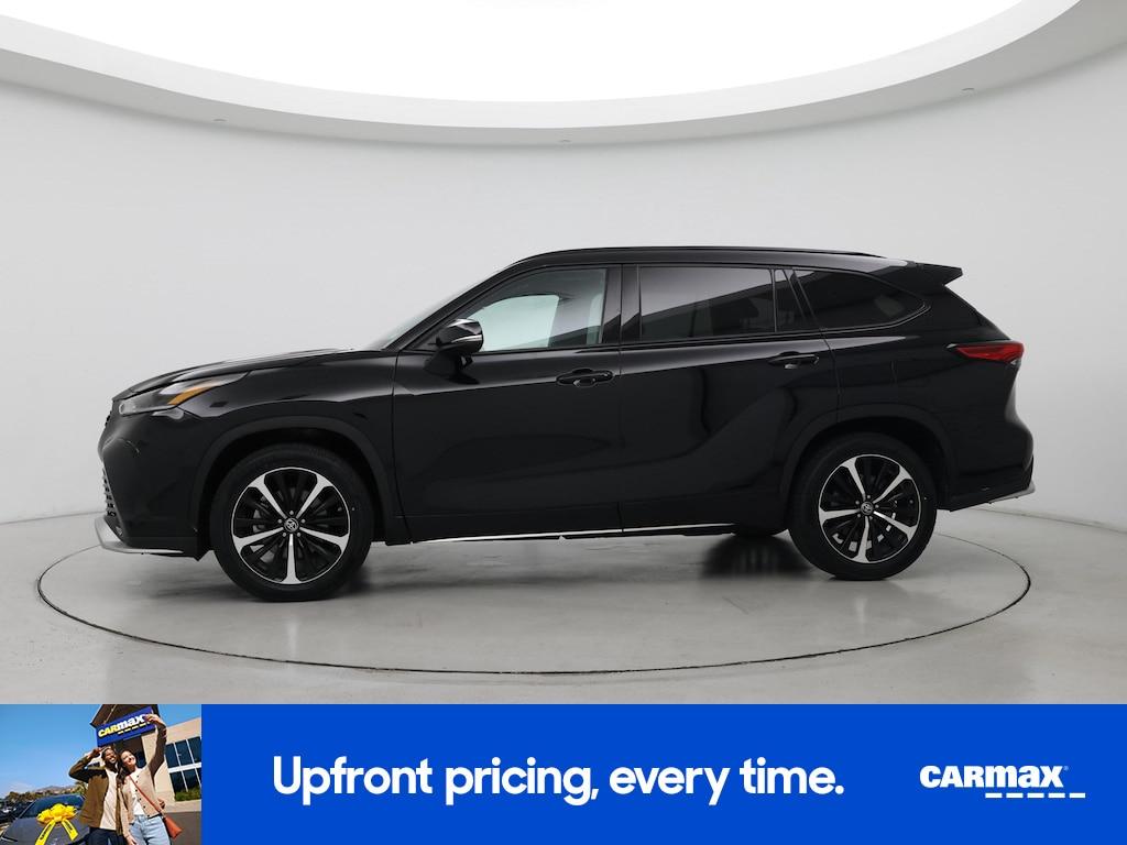 used 2021 Toyota Highlander car, priced at $37,998