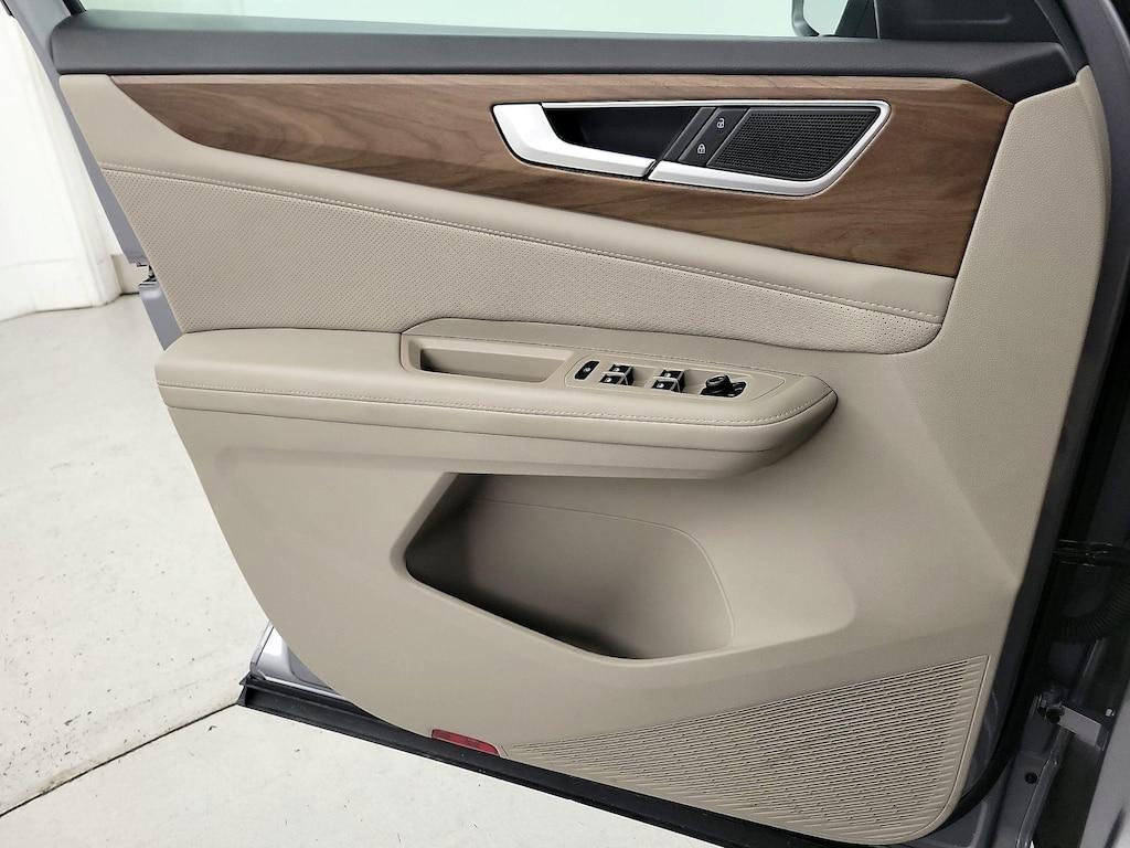 used 2024 Volkswagen Atlas car, priced at $30,998