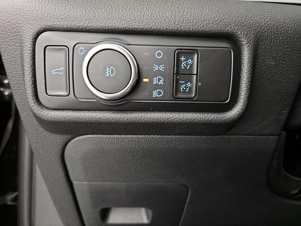 used 2023 Ford Explorer car, priced at $29,998