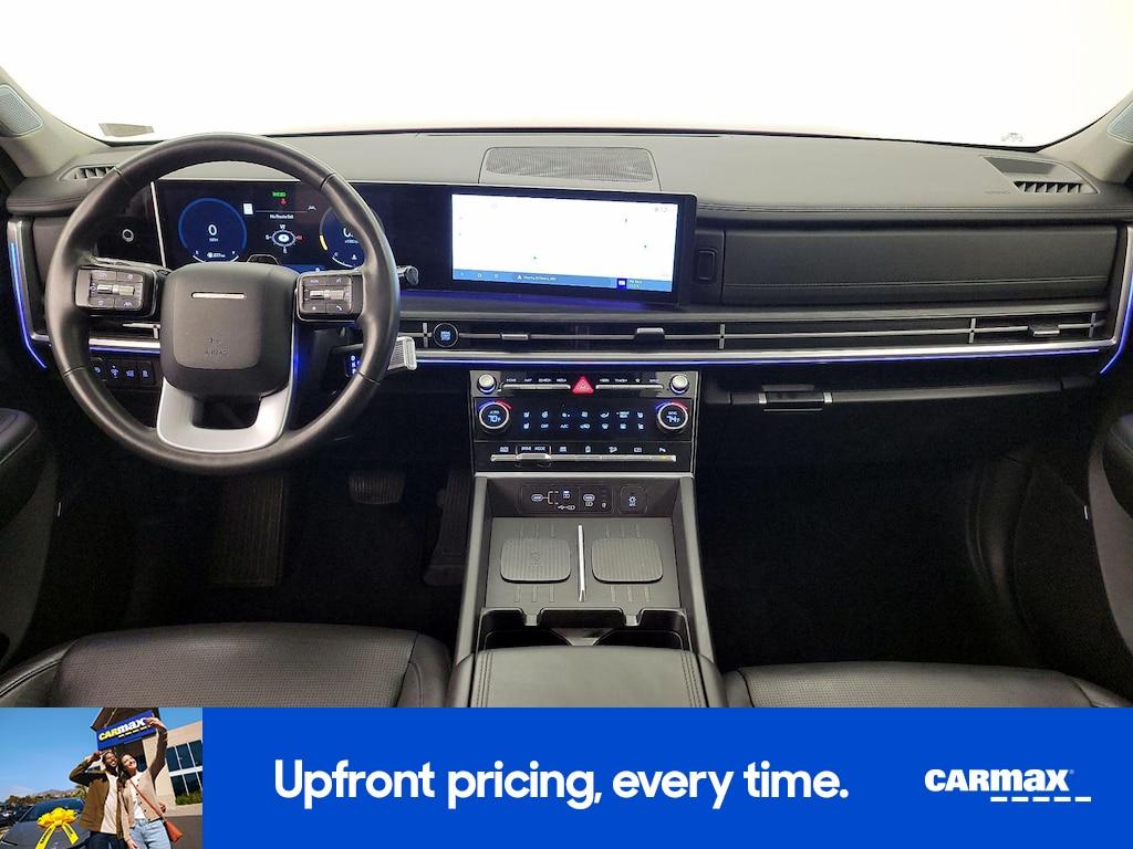 used 2024 Hyundai Santa Fe car, priced at $32,998