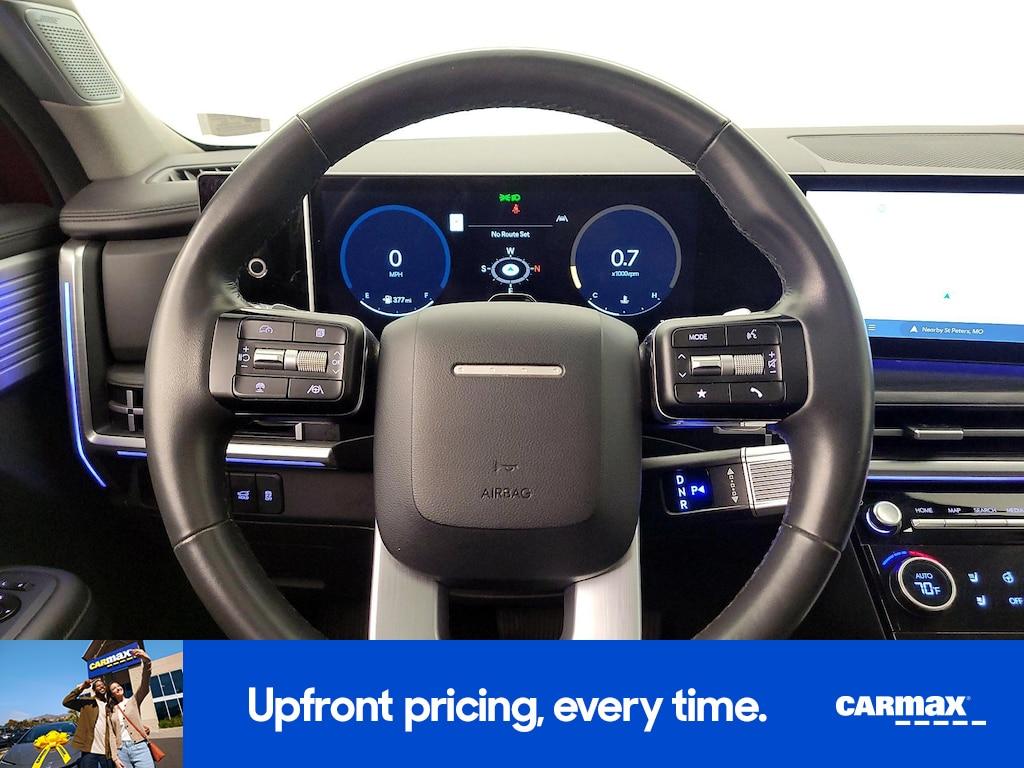 used 2024 Hyundai Santa Fe car, priced at $32,998