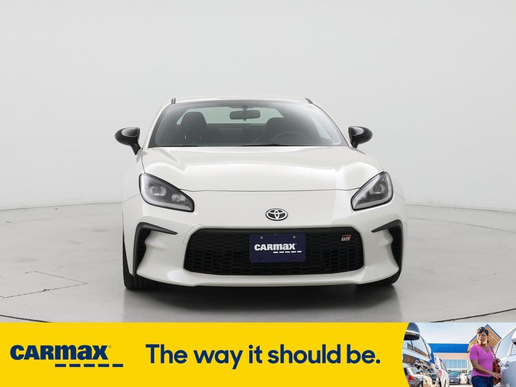 used 2022 Toyota GR86 car, priced at $30,998