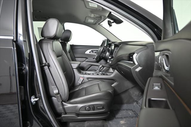 used 2020 Chevrolet Traverse car, priced at $23,997
