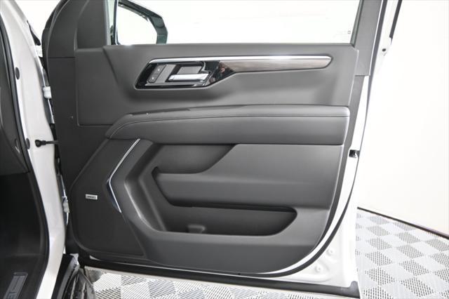 new 2025 Chevrolet Suburban car, priced at $88,304