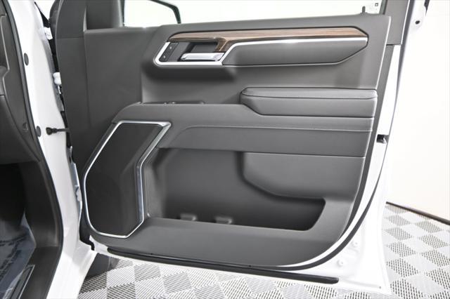 new 2025 Chevrolet Silverado 1500 car, priced at $51,695