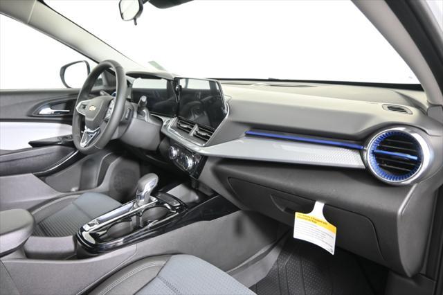 new 2025 Chevrolet Trax car, priced at $24,150