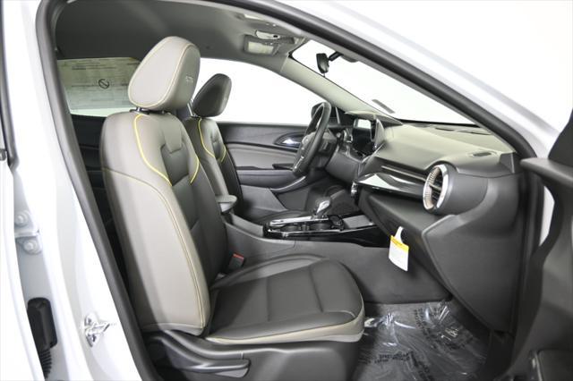 new 2025 Chevrolet Trax car, priced at $24,815