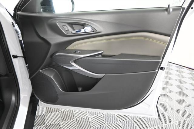 new 2025 Chevrolet Trax car, priced at $24,815