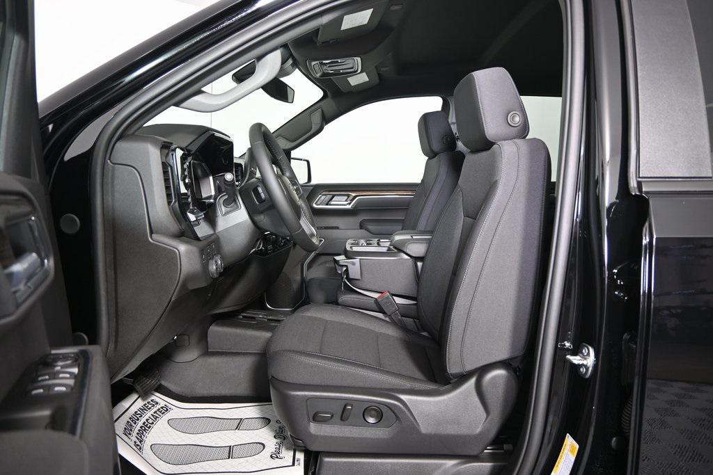 new 2026 Chevrolet Silverado 1500 car, priced at $49,605