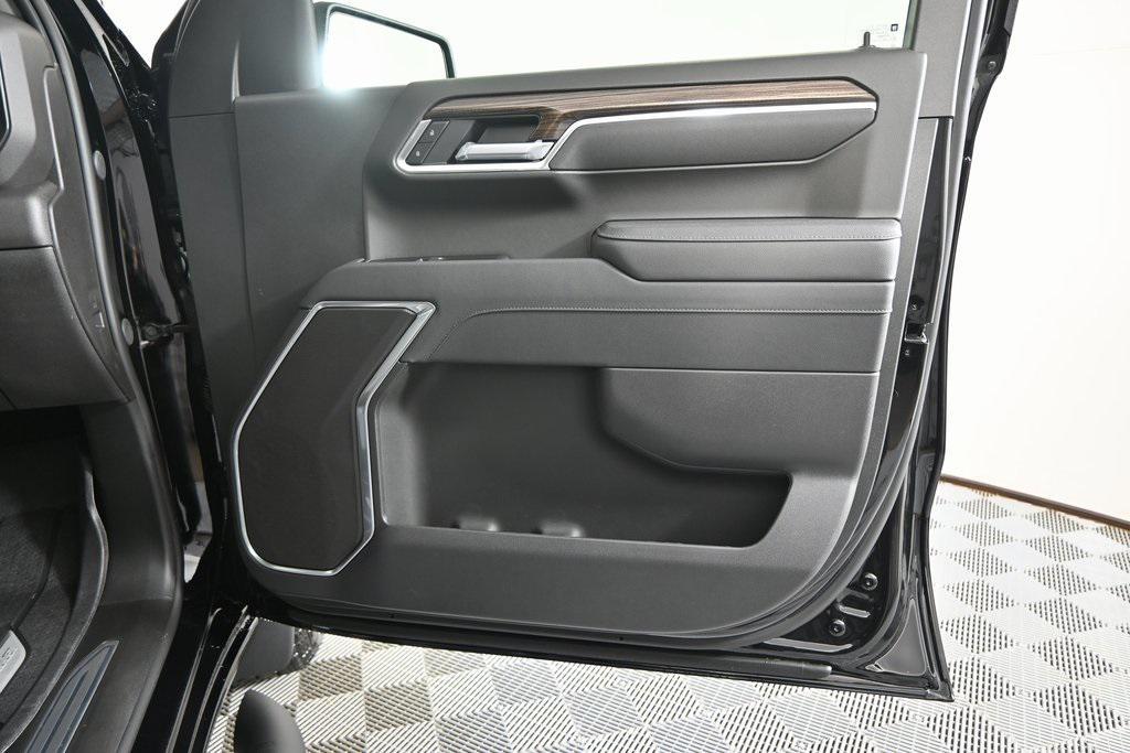 new 2026 Chevrolet Silverado 1500 car, priced at $49,605