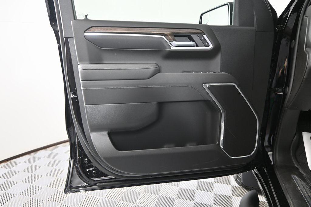 new 2026 Chevrolet Silverado 1500 car, priced at $49,605