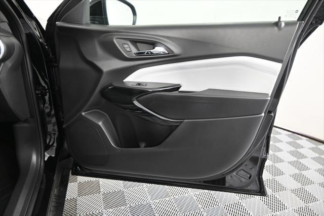 new 2025 Chevrolet Trax car, priced at $24,150