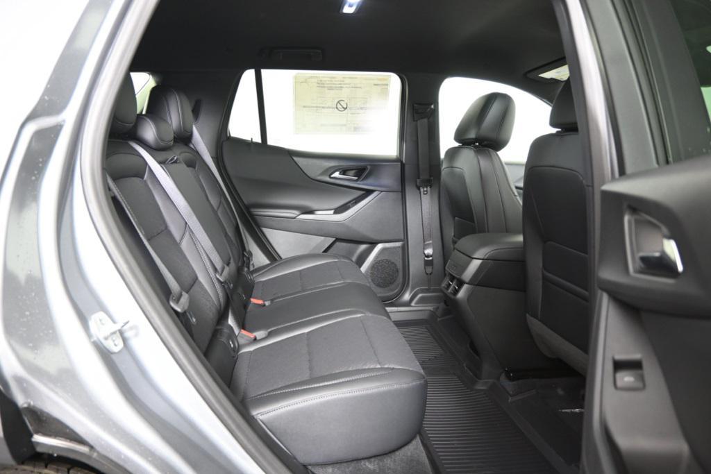 new 2026 Chevrolet Equinox car, priced at $33,042