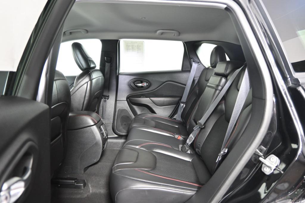 used 2019 Jeep Cherokee car, priced at $21,997