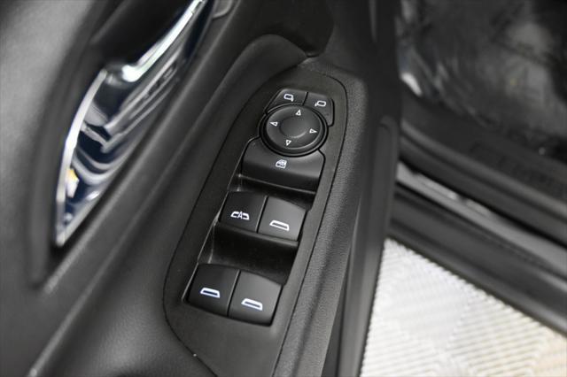 used 2020 Chevrolet Equinox car, priced at $17,297