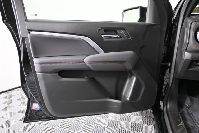 new 2025 Chevrolet Colorado car, priced at $48,190