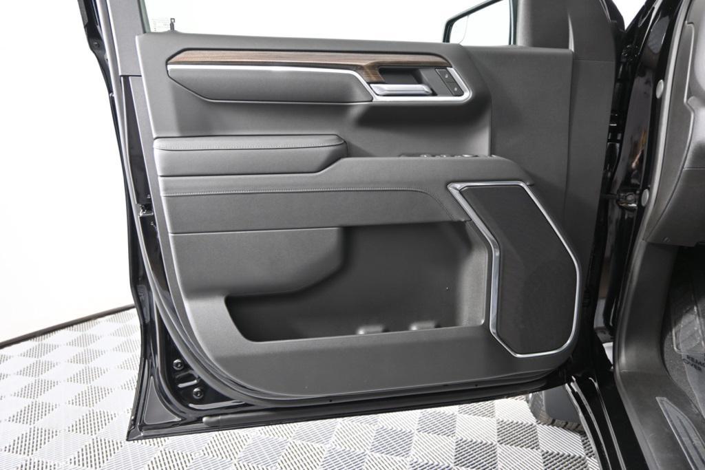 new 2025 Chevrolet Silverado 1500 car, priced at $47,495