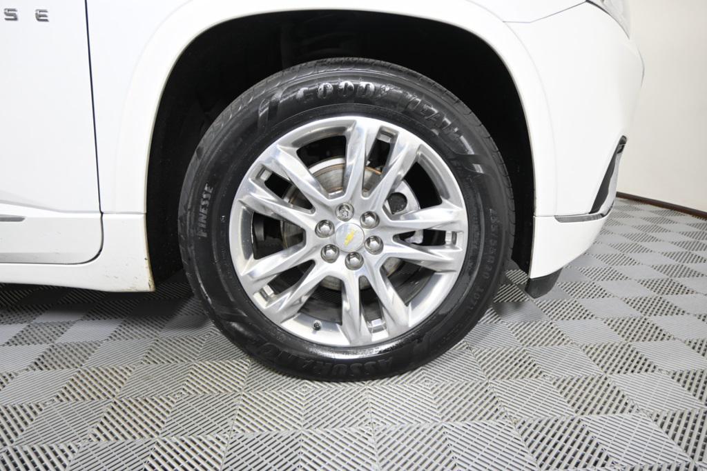 used 2020 Chevrolet Traverse car, priced at $23,579