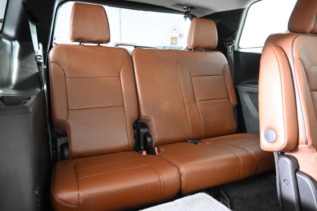 used 2020 Chevrolet Traverse car, priced at $23,579