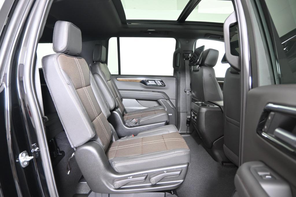 new 2026 Chevrolet Suburban car, priced at $98,175