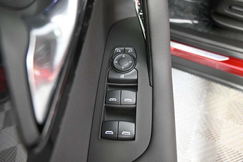new 2025 Chevrolet Blazer car, priced at $50,610