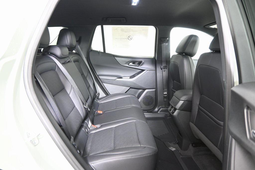 new 2026 Chevrolet Equinox car, priced at $32,628