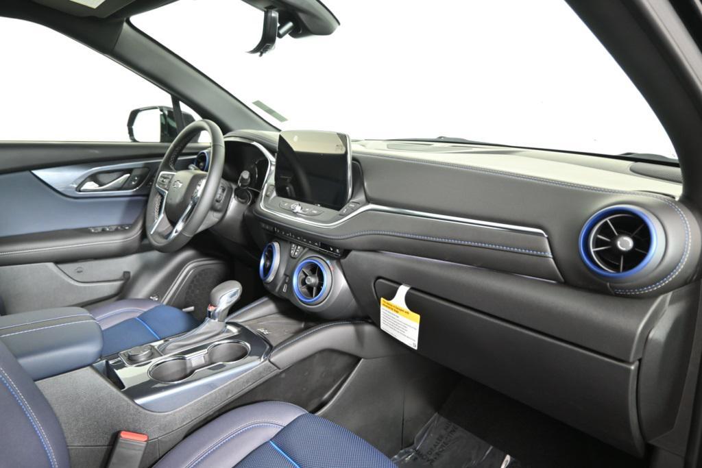 new 2025 Chevrolet Blazer car, priced at $46,970