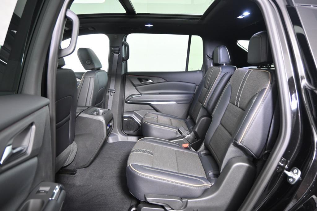 new 2026 Chevrolet Traverse car, priced at $58,420