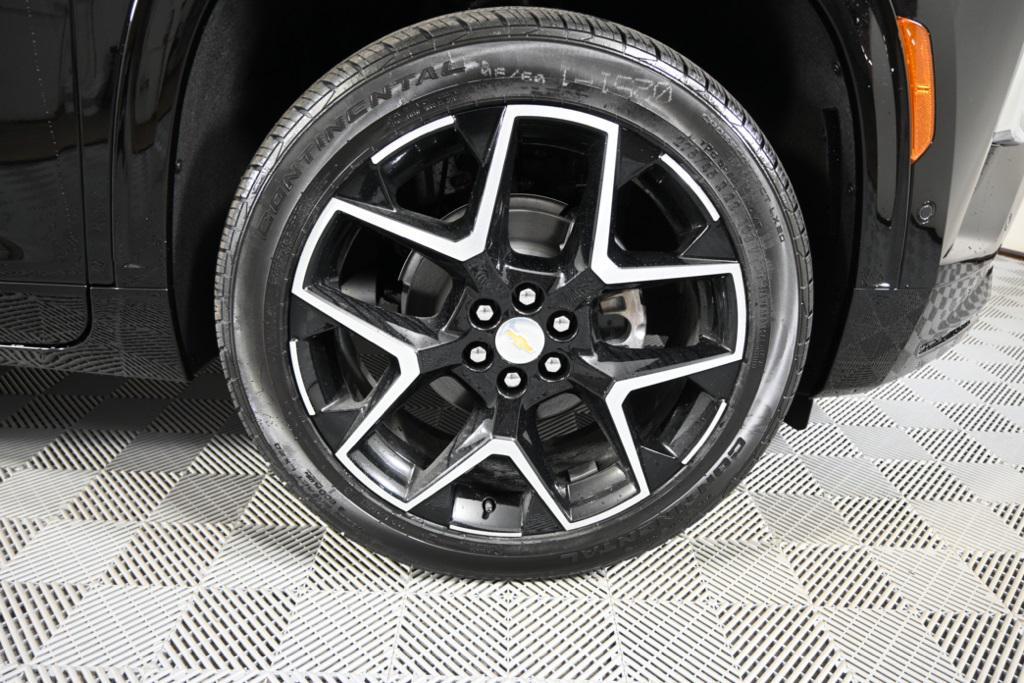 new 2026 Chevrolet Traverse car, priced at $58,420