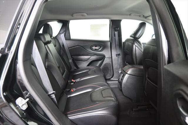 used 2019 Jeep Cherokee car, priced at $16,597