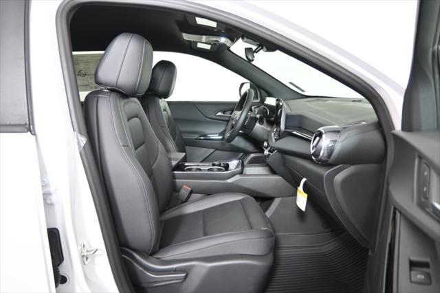new 2026 Chevrolet Equinox car, priced at $32,718