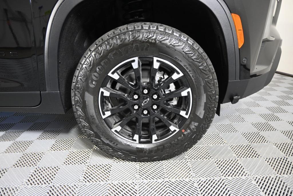 new 2025 Chevrolet Traverse car, priced at $51,899