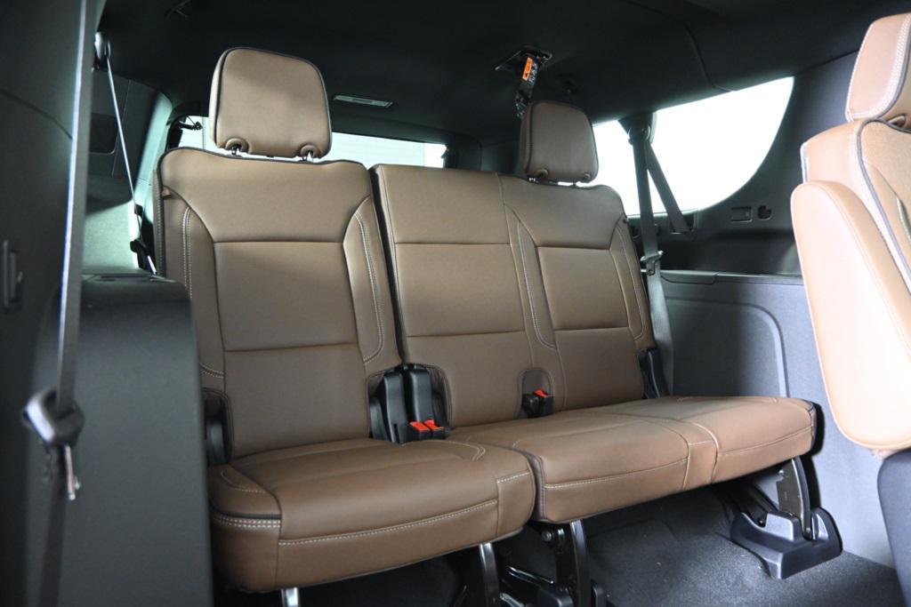 new 2025 Chevrolet Suburban car, priced at $88,420