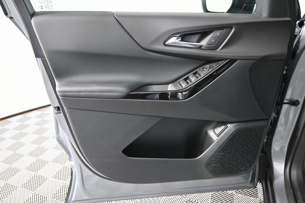 new 2026 Chevrolet Equinox car, priced at $31,383